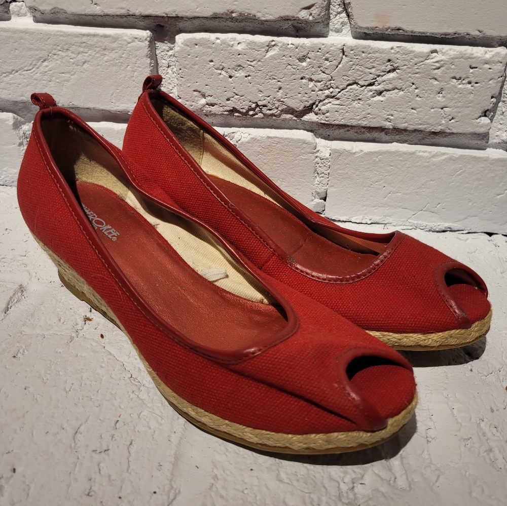 Cherokee Sandals